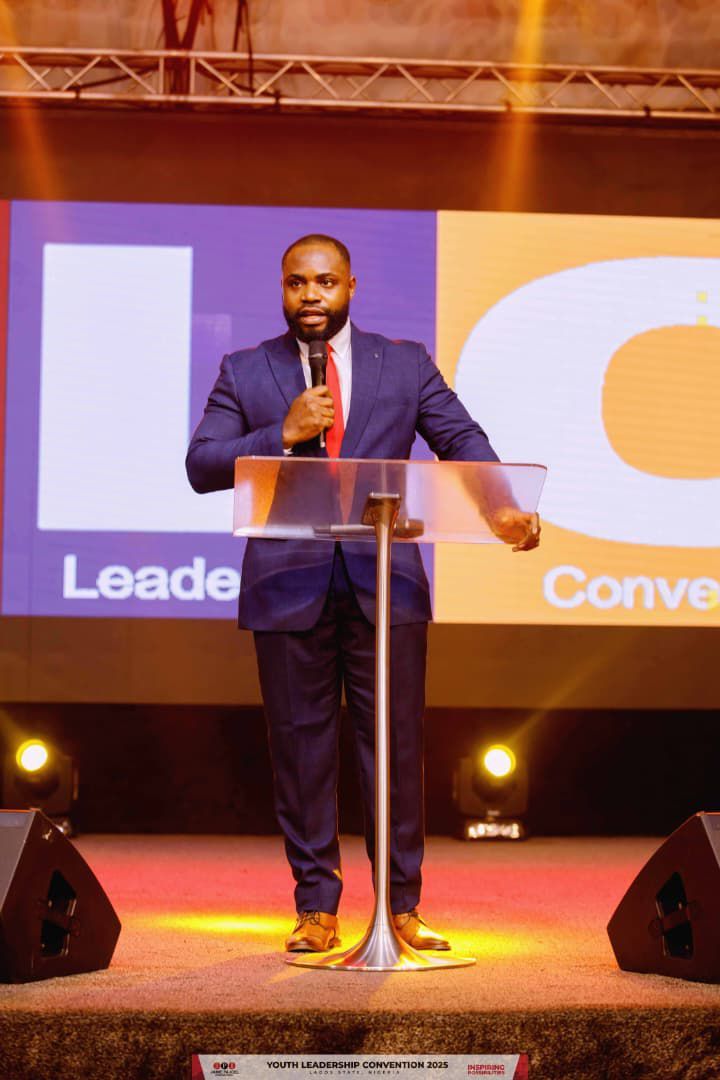 Leadership convention